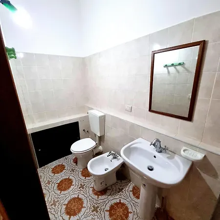 Giallo - Proppro Srl - Fronte Maree Apartamento